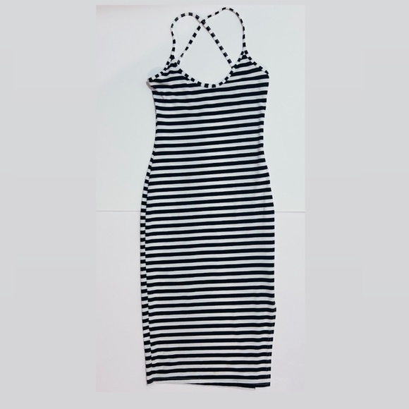 Bodycon Crossback Stripped Dress - Picture 1 of 5